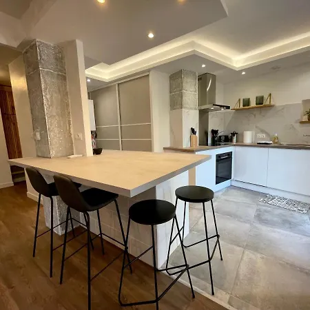 Apartamento Très Bel Central, Au Calme Avec Balnéo Perpiñán